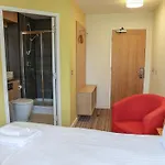 Jubilee Ground-floor Double Bedroom Tatil Evi Penrith