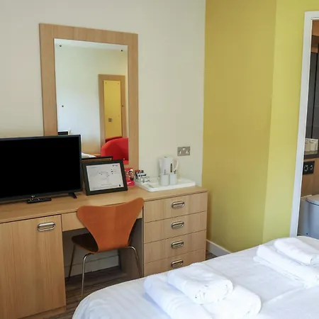 Сasa de vacaciones Jubilee Ground-floor Double Bedroom *