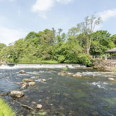 Jubilee Ground-floor Double Bedroom Сasa de vacaciones Penrith