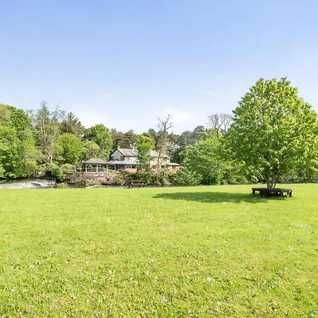 Jubilee Ground-floor Double Bedroom Сasa de vacaciones Penrith